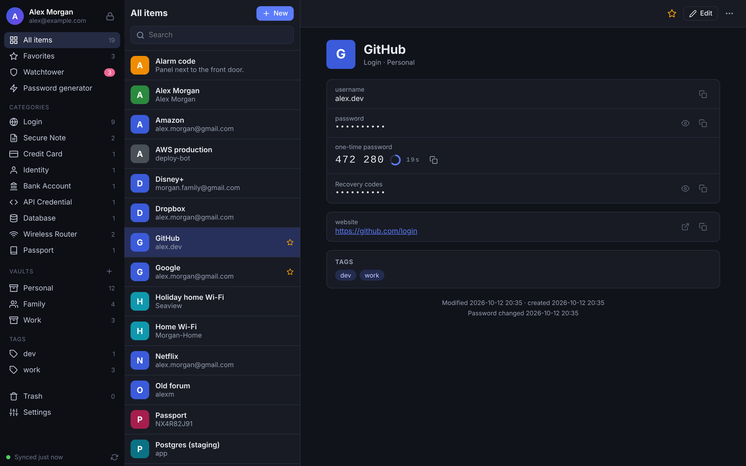 Screenshot of 2Secret: Item details with a live one-time code